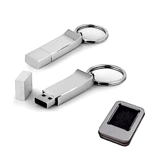 16 GB Metal Anahtarlık USB Bellek
