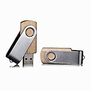 16 GB Ahşap Döner Kapaklı USB Bellek
